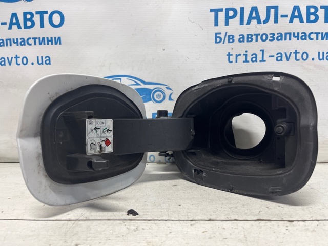 DG9Z54405A26A Лючок бензобака купить Ужгород