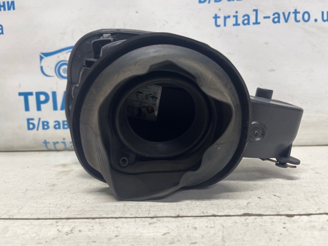 DG9Z54405A26A FORD Лючок бензобака купить в Черновцы