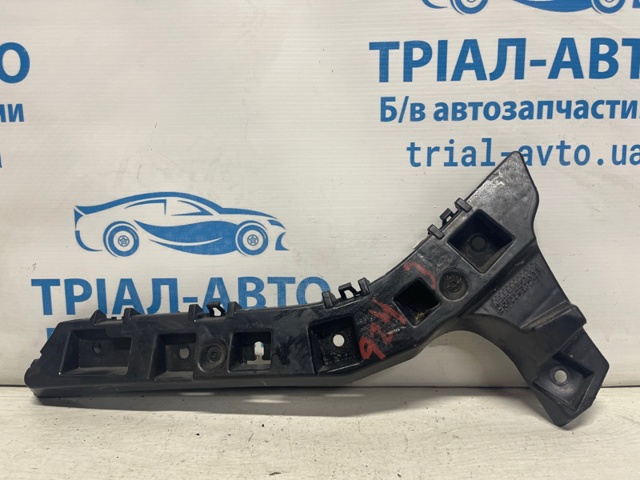 Кронштейн бампера заднего, внешний левый DS7Z17788A FORD