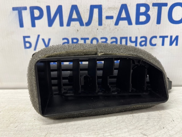 DS7Z19893DA FORD Решетка вентиляции салона на "торпедо" правая купить в Ровно