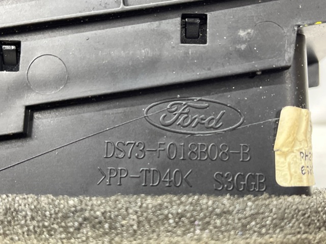 FORD DS7Z19893DA Решетка вентиляции салона на "торпедо" правая в наличии Черкассы