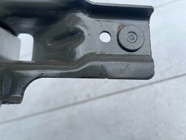 DS7Z5442700L FORD Петля крышки багажника купить в Запорожье