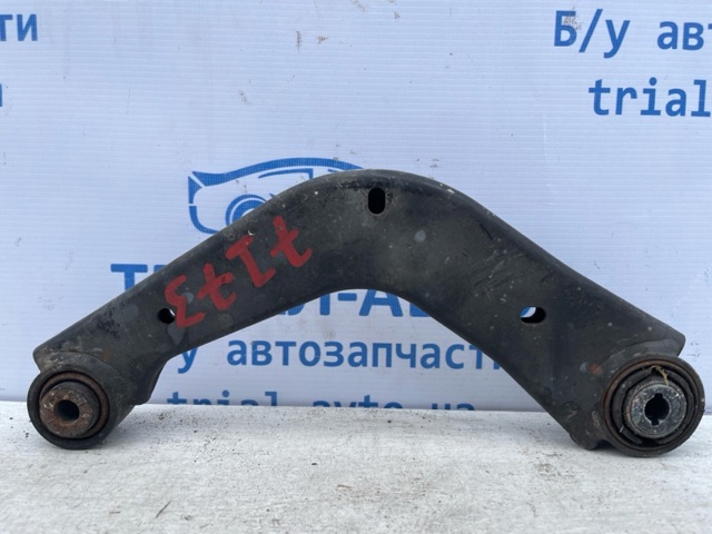 Балансир подвески задний правый E1GZ5500A FORD