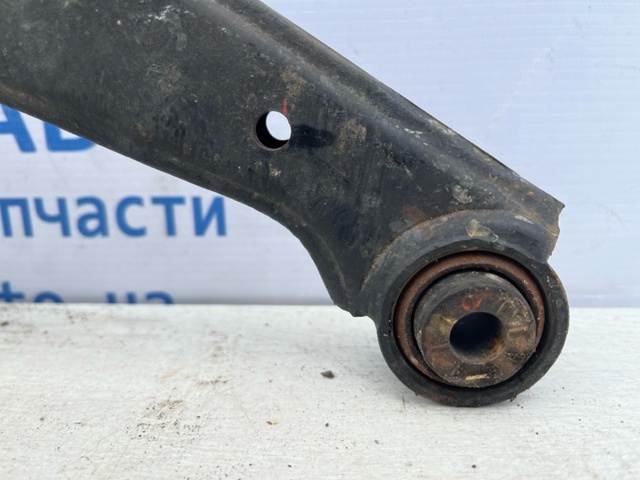 E1GZ5500A FORD Верхний правый рычаг задней подвески купить в Ужгород
