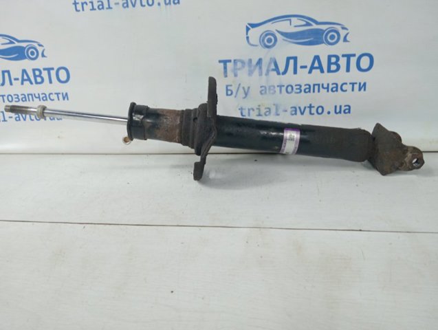 Задний амортизатор E62104GE0C NISSAN