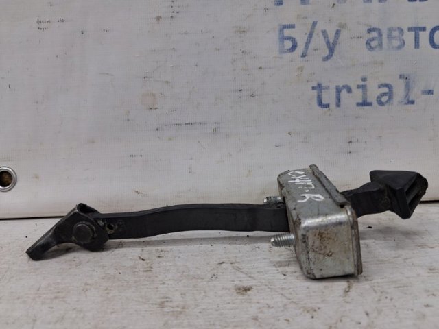 Ограничитель двери передний EG2158270H MAZDA