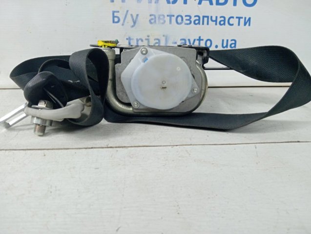 EGY157L90A02 Левый ремень безопасности купить Тернополь