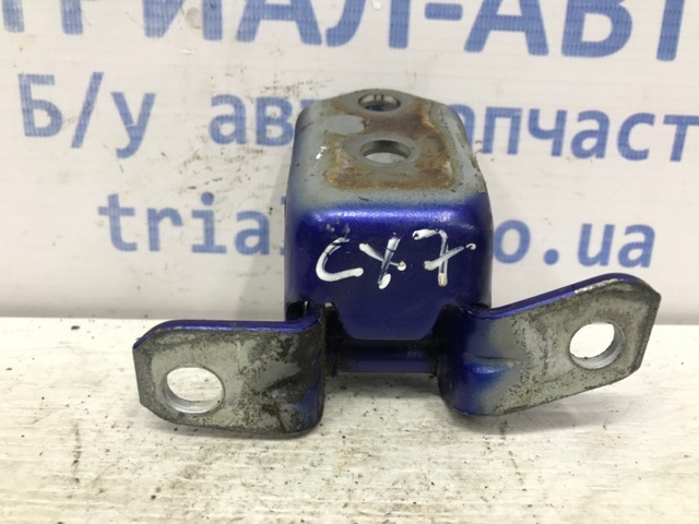 F15159210B Петля двери передней правой купить Ужгород