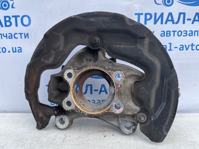 F2GZ3K185A FORD Цапфа (поворотный кулак) передний правый купить в Киев