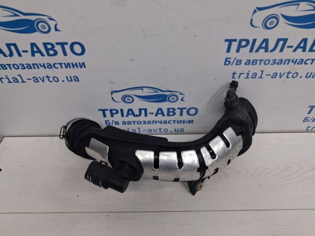 Патрубок воздушный, вход в турбину (наддув) F2GZ9B659B FORD