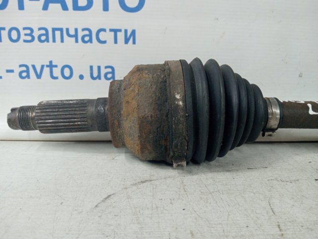 MAZDA FG0525600B Полуось (привод) передняя левая в наличии Каменское