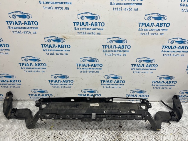 Суппорт радиатора верхний FT4Z16138C FORD