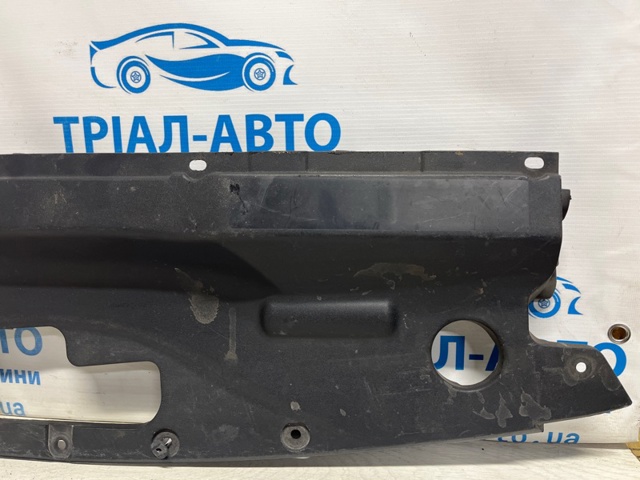 Накладка передней панели (суппорта радиатора) верхняя FT4Z16A238A FORD