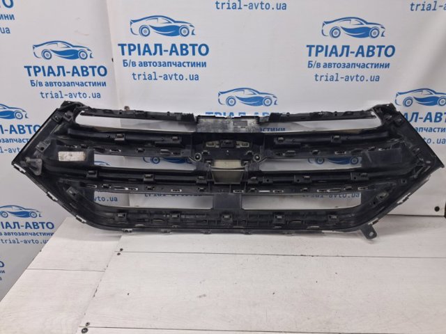 FORD FT4Z8200AA Решетка радиатора в наличии Каменское