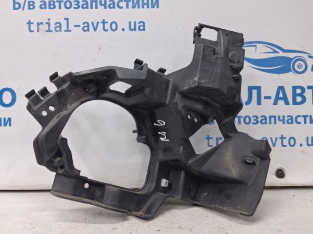 G46L51684 MAZDA Кронштейн крепления противотуманной фары правой купить в Чернигов