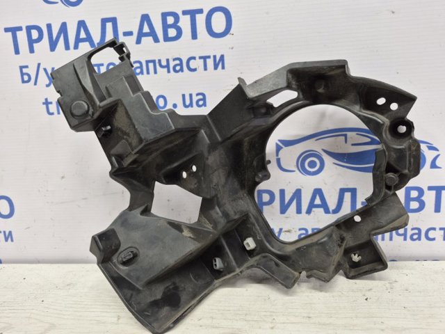 MAZDA G46L51694 Кронштейн крепления противотуманной фары левой в наличии Ирпень