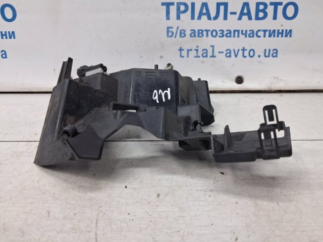 G46L51694 Кронштейн крепления противотуманной фары левой купить Харьков