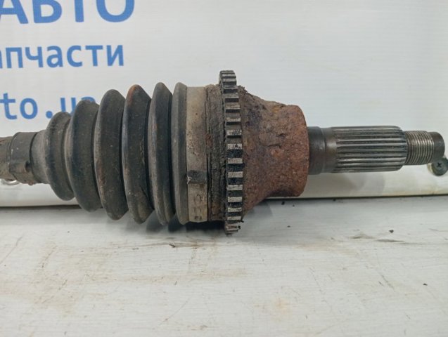 Полуось задняя, правая GD712550XA MAZDA
