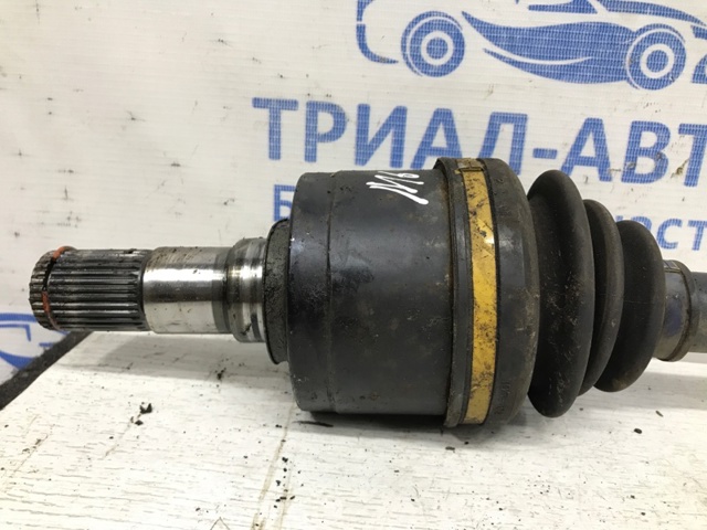 Привод в сборе левый GDB52560X MAZDA