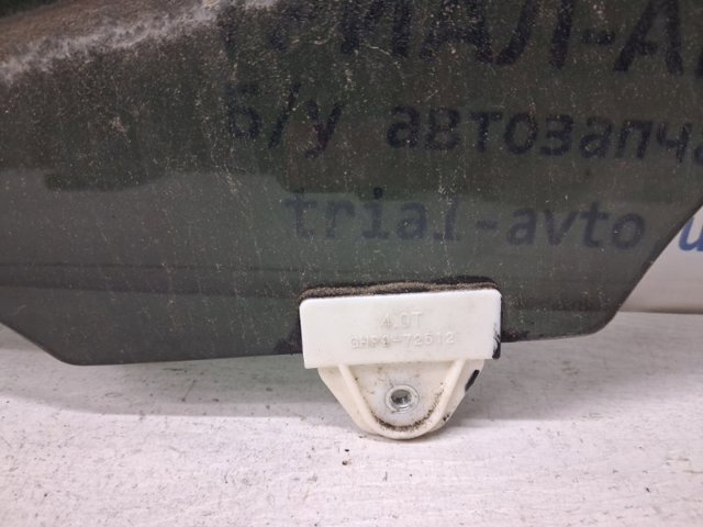 Стекло задней двери, левой GHK173510B MAZDA