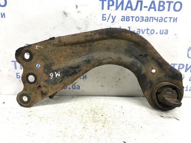 Рычаг/тяга задней подвески продольный нижний, левый GHP928250A MAZDA