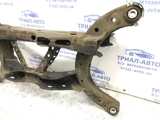 GHP92880XC Подрамник задний купить Черновцы