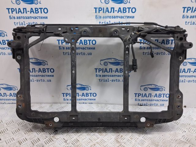 Рамка крепления радиатора GHP953111 MAZDA
