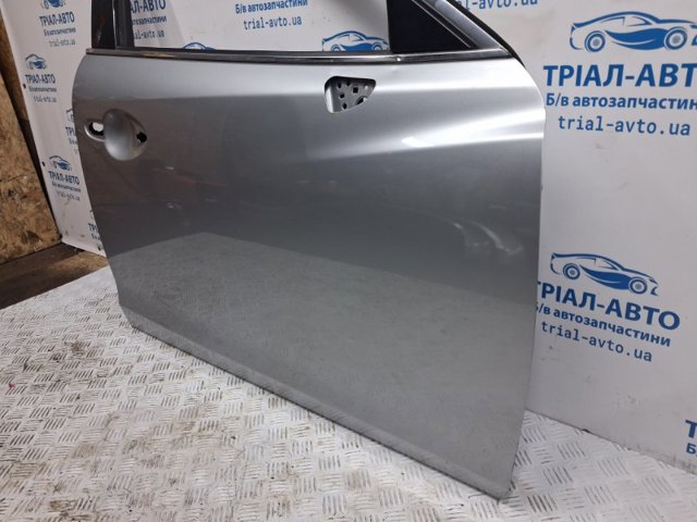 Пассажирская передняя дверь GHY05802XD MAZDA