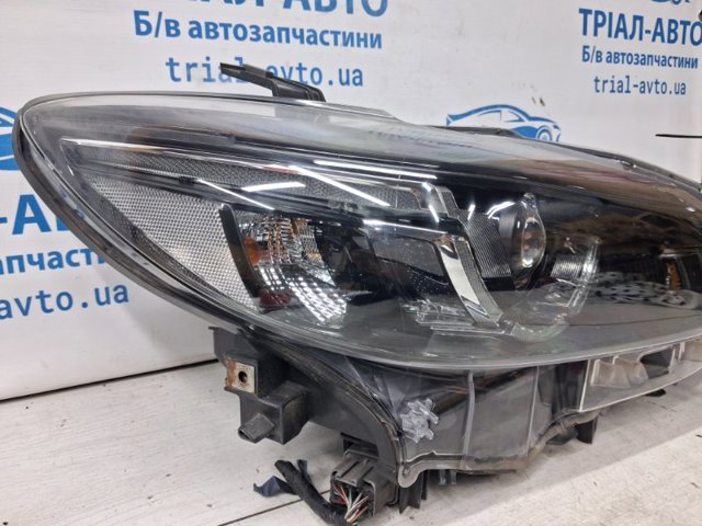 GMG951031E MAZDA Фара правая купить в Павлоград