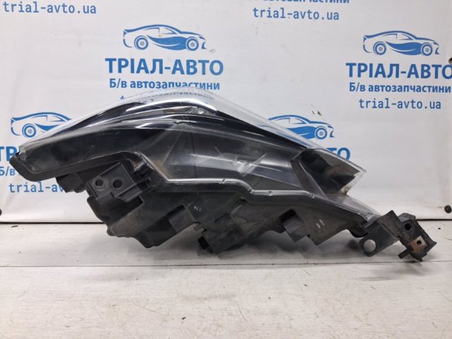 Блок фара левая GMG951041E MAZDA