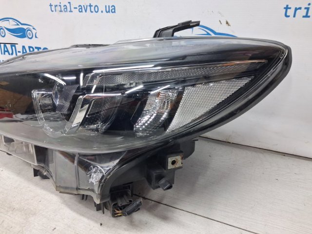 MAZDA GMG951041E Левая фара в наличии Кривой Рог