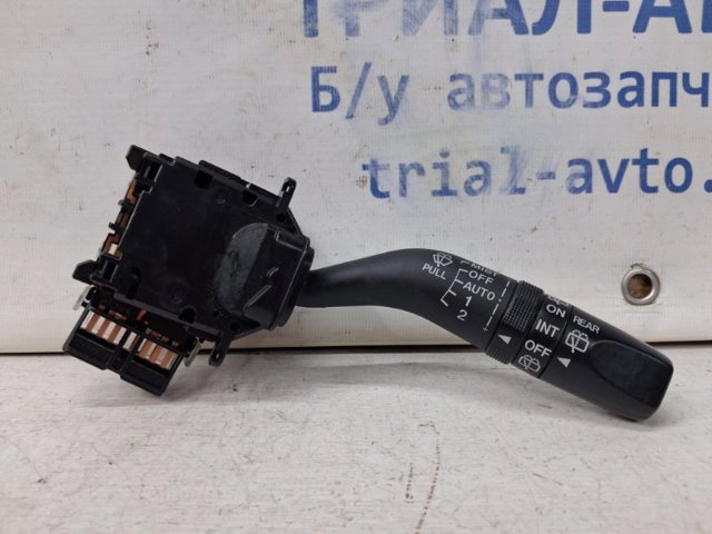 Правый подрулевой переключатель  GR1R66128A MAZDA