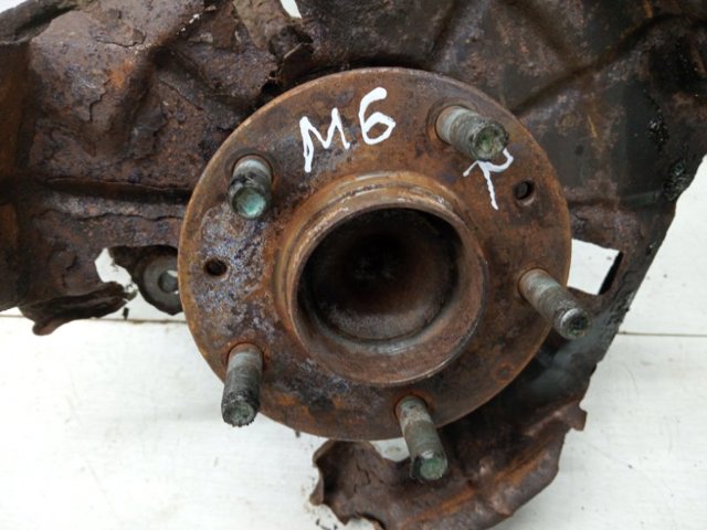 GS1D2611XB Цапфа задняя правая купить Сумы