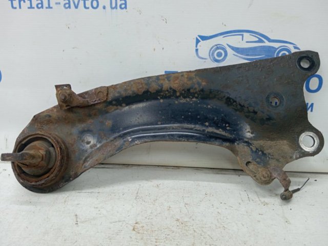 Рычаг/тяга задней подвески продольный нижний, левый GS1D28250B MAZDA