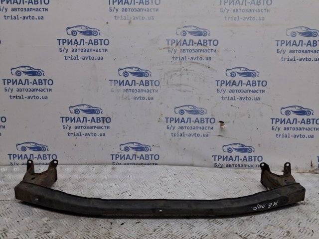 Усилитель переднего бампера  GS1D34880 MAZDA
