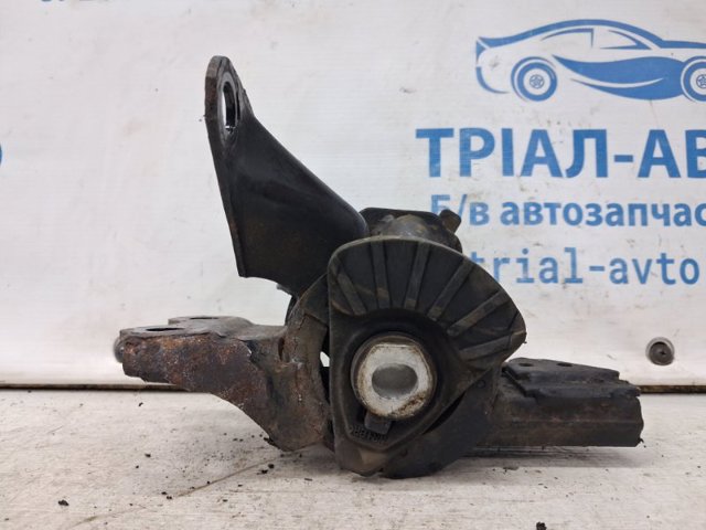 GS1D39070B MAZDA Левая подушка двигателя купить в Черновцы
