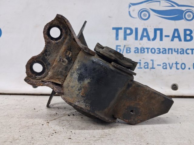 MAZDA GS1D39070B Подушка (опора) двигателя левая в наличии Харьков