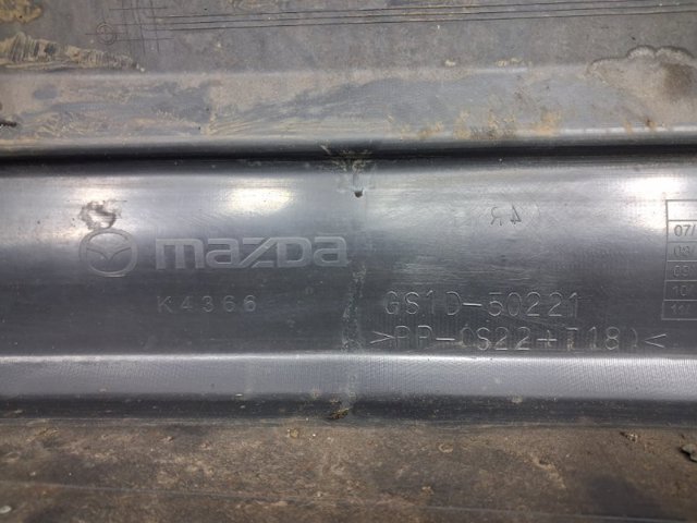 Бампер задний GS1D50221CAA MAZDA