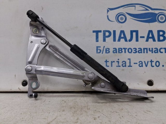GS1D52720B MAZDA Петля крышки багажника купить в Киев