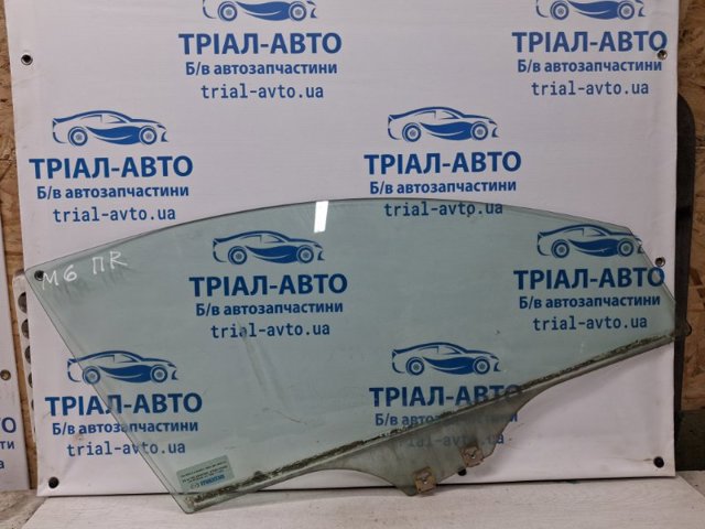 Стекло пассажирской двери GS1D58511 MAZDA