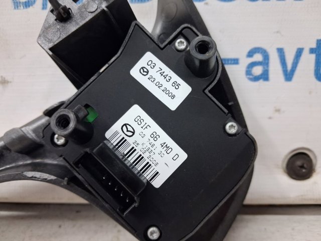 MAZDA GS1D664M0D Блок кнопочных переключателей рулевого колеса в наличии Полтава