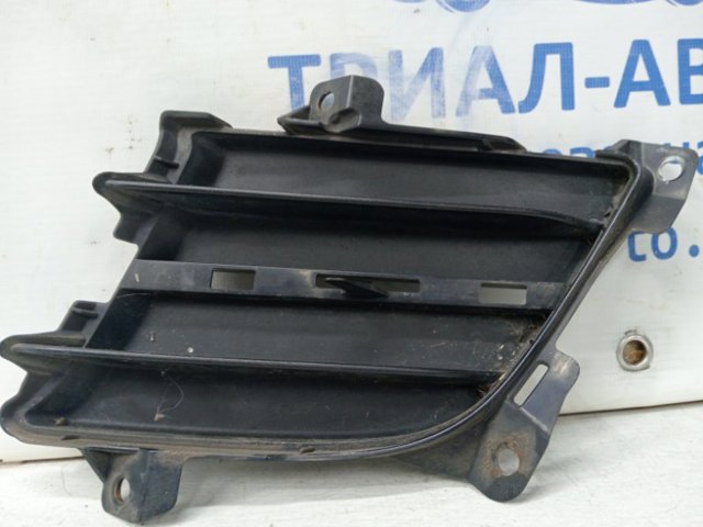 GS7T50C22A MAZDA Заглушка (решетка) противотуманных фар бампера переднего левая купить в Павлоград