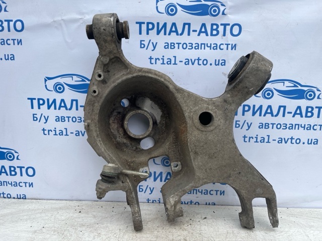 Рычаг задней подвески нижний, левый GS7Z5500B FORD