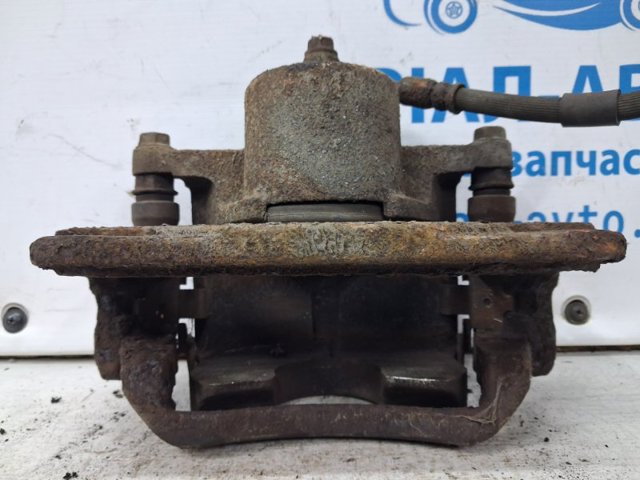 MAZDA GSZD3398Z Суппорт тормозной передний правый в наличии Ужгород