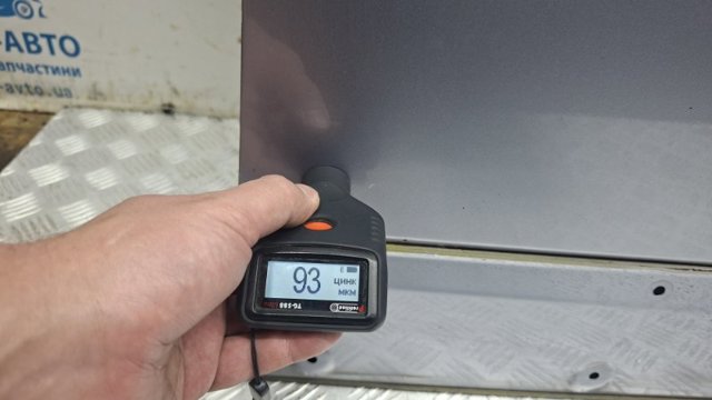 Пассажирская передняя дверь H0100JD0MD NISSAN