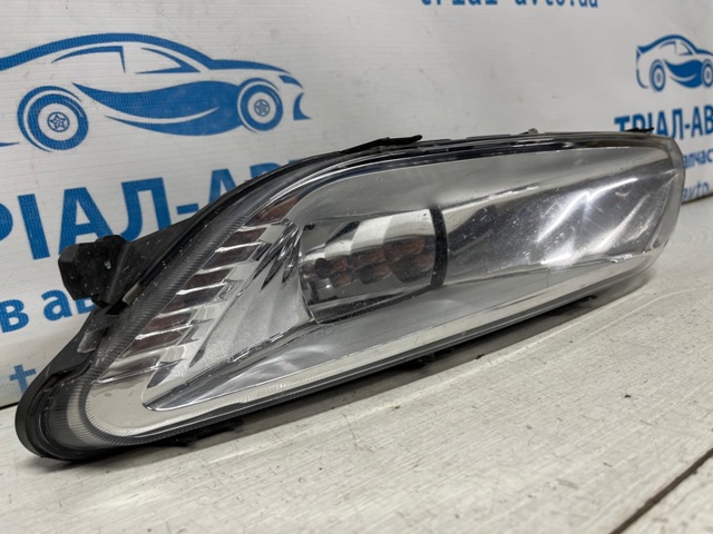 Противотуманка правая HS7Z15200A FORD
