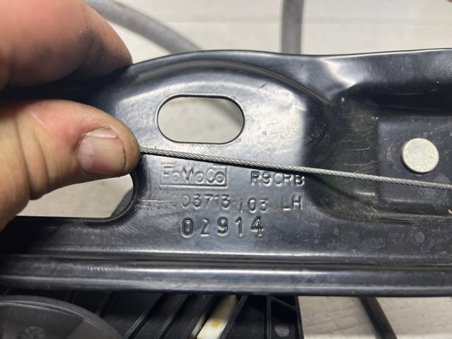 HS7Z5423209A Механизм стеклоподъемника двери передней левой купить Николаев
