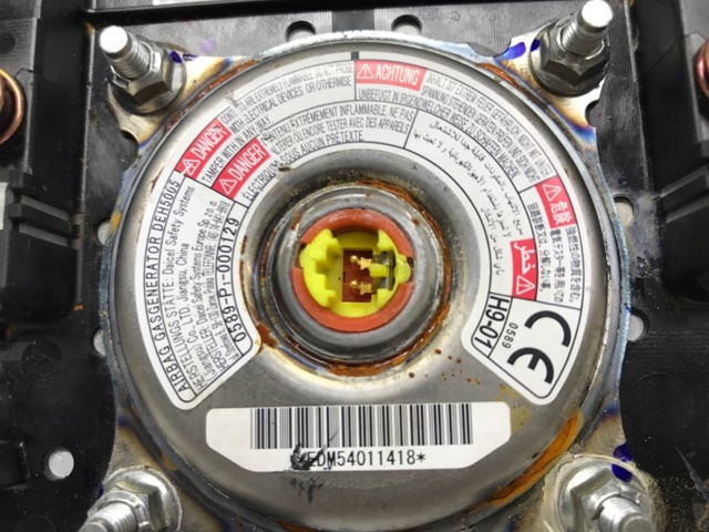 NISSAN K85104GN0B Подушка безопасности (AIRBAG) водительская в наличии Черновцы