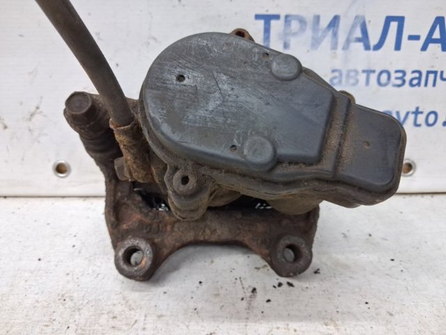 MAZDA KAY02629X Скоба тормозного суппорта заднего в наличии Украина