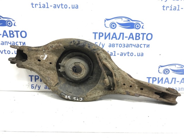 KD3528300 MAZDA Рычаг задней подвески нижний правый купить в Чернигов